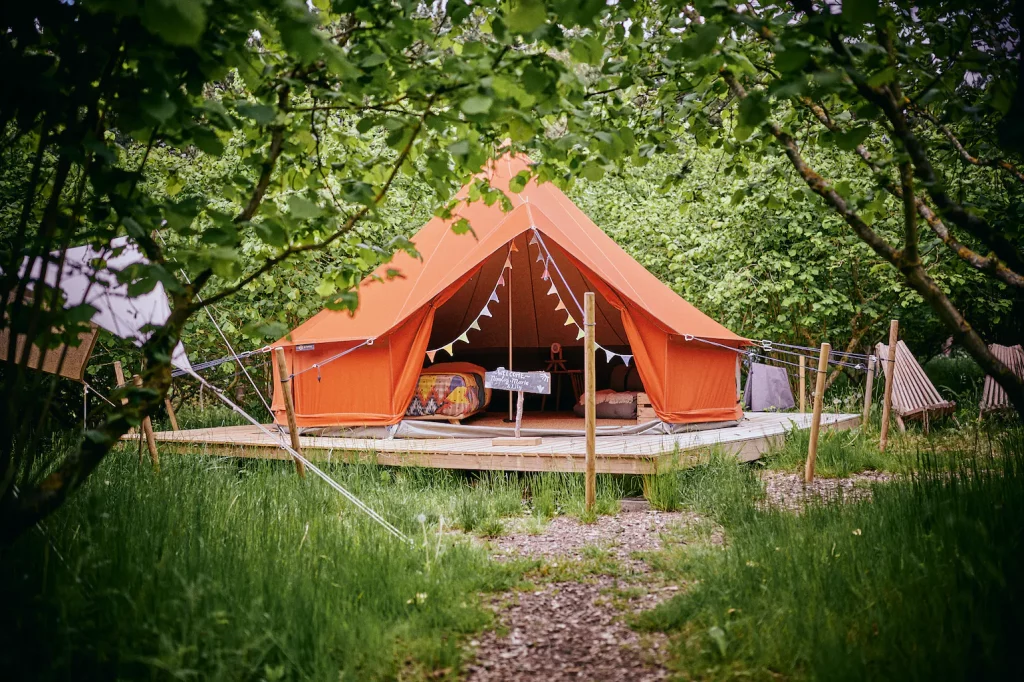 Glamping hos Tiki Camp på Langeland naturen