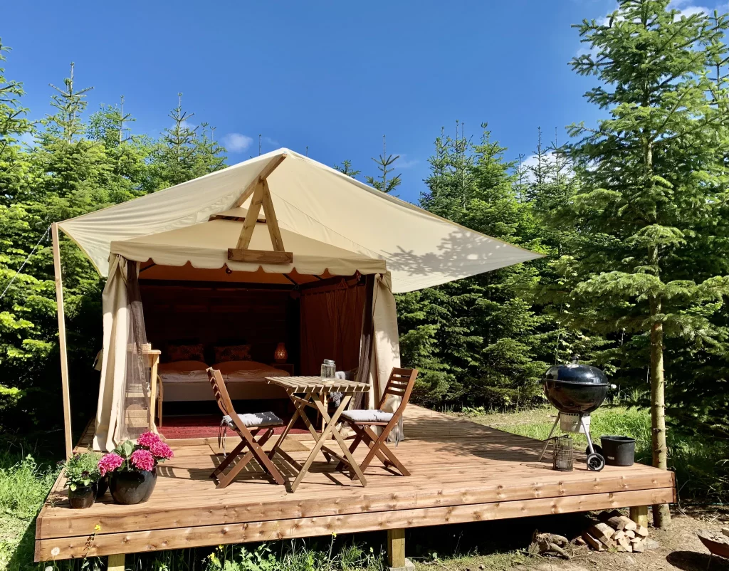 Dansk-Natur-Glamping-Elverdamså.jpg